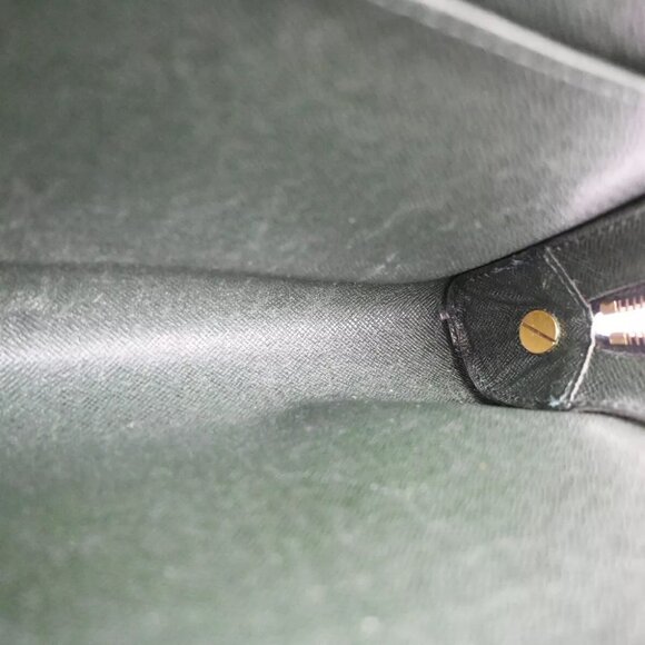 LOUIS VUITTON LV Logo BAIKAL Clutch Hand Bag Taiga Leather Green - Picture 13 of 14